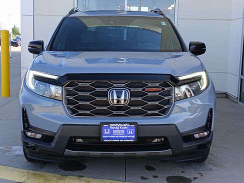 Used 2022 Honda Passport TrailSport image 4