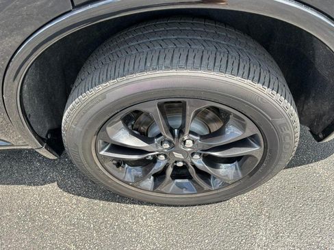 Used 2024 Dodge Durango SXT w/ SXT Blacktop Group AWD/4WD image 8