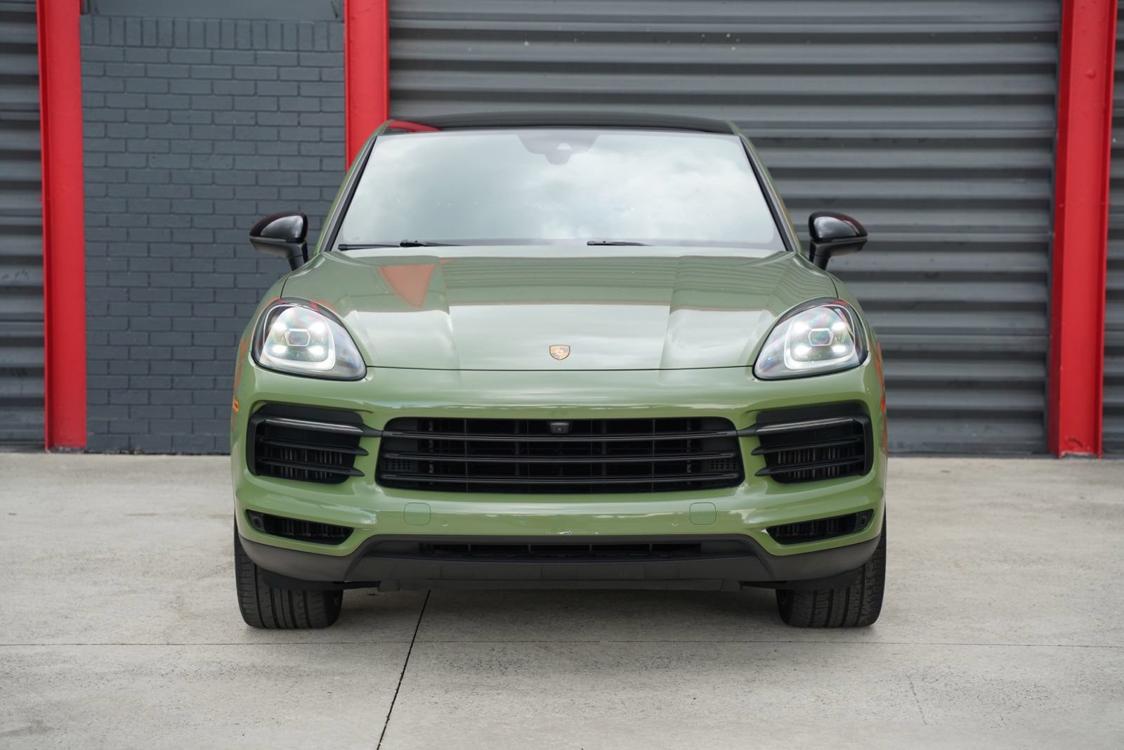 Used 2022 Porsche Cayenne Coupe AWD/4WD image 6