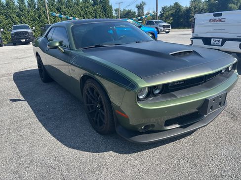 Used 2018 Dodge Challenger T/A RWD image 2