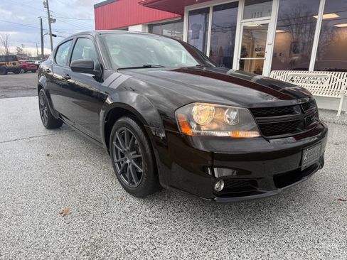Used 2013 Dodge Avenger R/T w/ Sun/Sound Group image 13