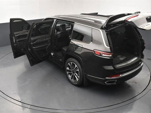 Certified 2022 Jeep Grand Cherokee L Overland w/ Luxury Tech Group IV image 27