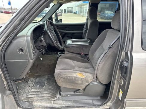 Used 2007 Chevrolet Silverado 2500 LT w/ Heavy-Duty Power Package image 12