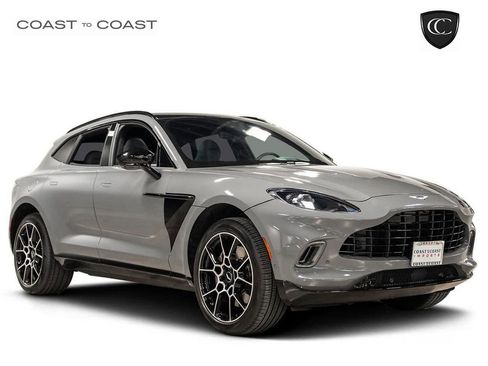 Used 2021 Aston Martin DBX image 1