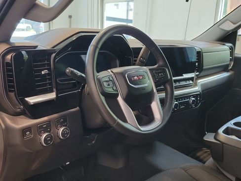 Used 2024 GMC Sierra 1500 Elevation AWD/4WD image 10