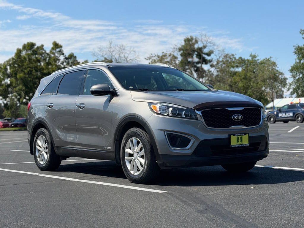 Used 2016 Kia Sorento LX w/ LX Convenience Package AWD/4WD image 7