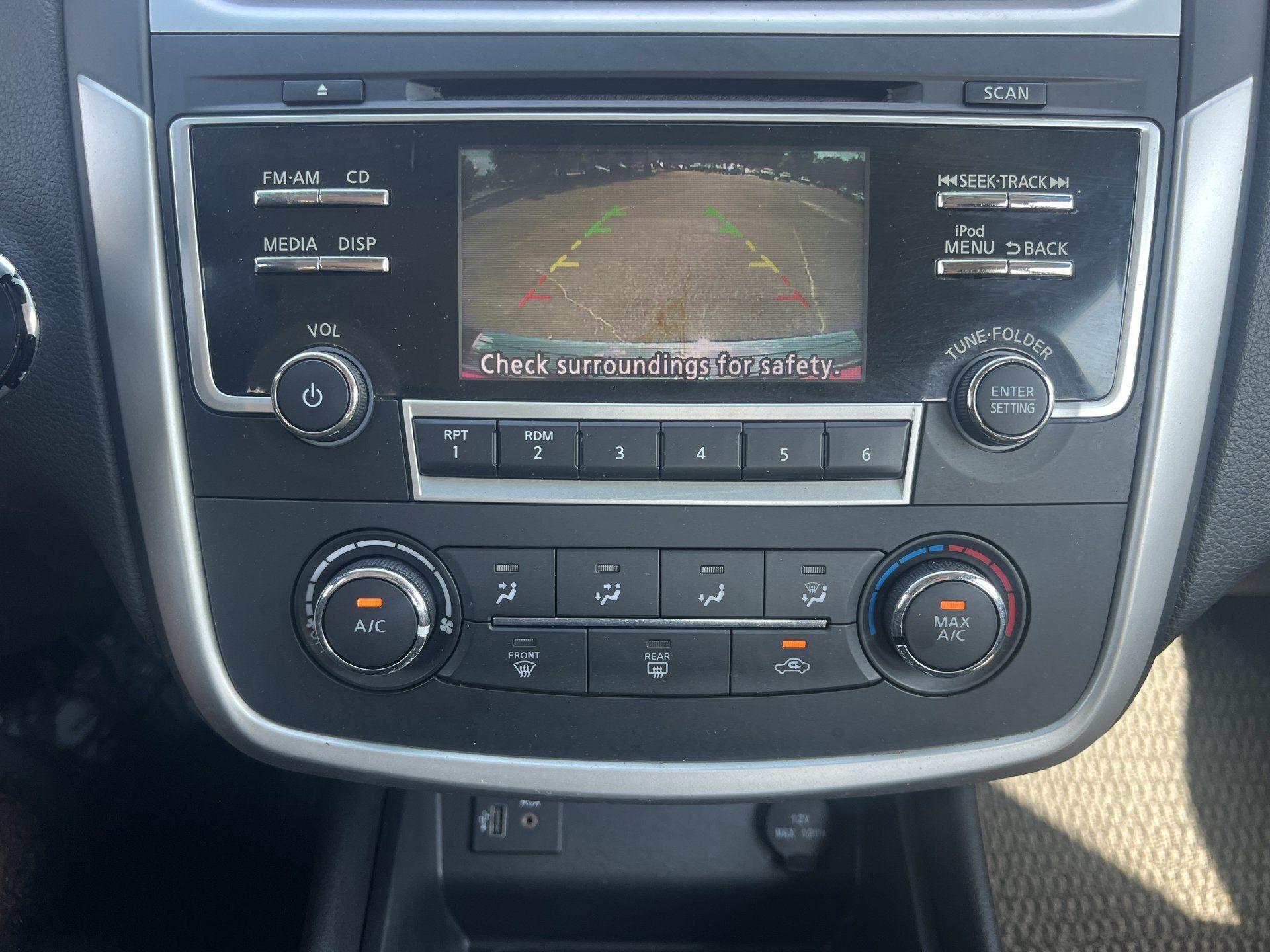 Used 2017 Nissan Altima 2.5 SR FWD image 4