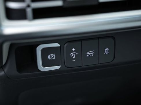 Used 2024 Hyundai Santa Fe SE image 17