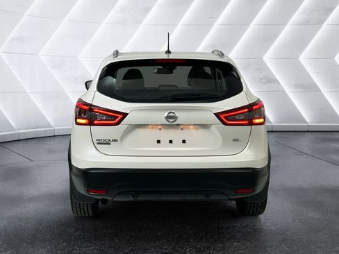 Used 2021 Nissan Rogue Sport SL w/ Premium Package image 5