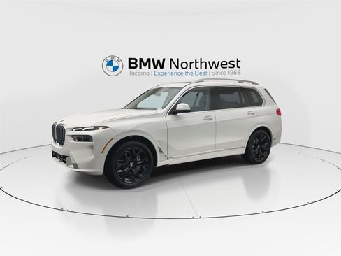 New 2026 BMW X7 xDrive40i w/ Premium Package image 9