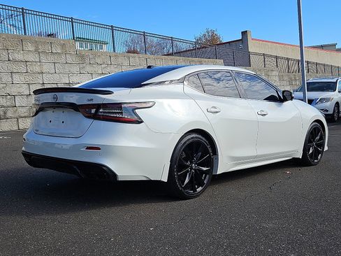 Certified 2023 Nissan Maxima SR w/ Sport Mat Group image 6