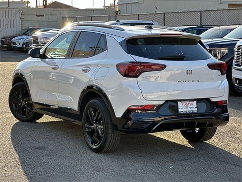 Used 2024 Buick Encore GX Sport Touring image 6