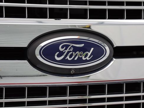 Used 2020 Ford F150 Lariat w/ Equipment Group 502A Luxury AWD/4WD image 9