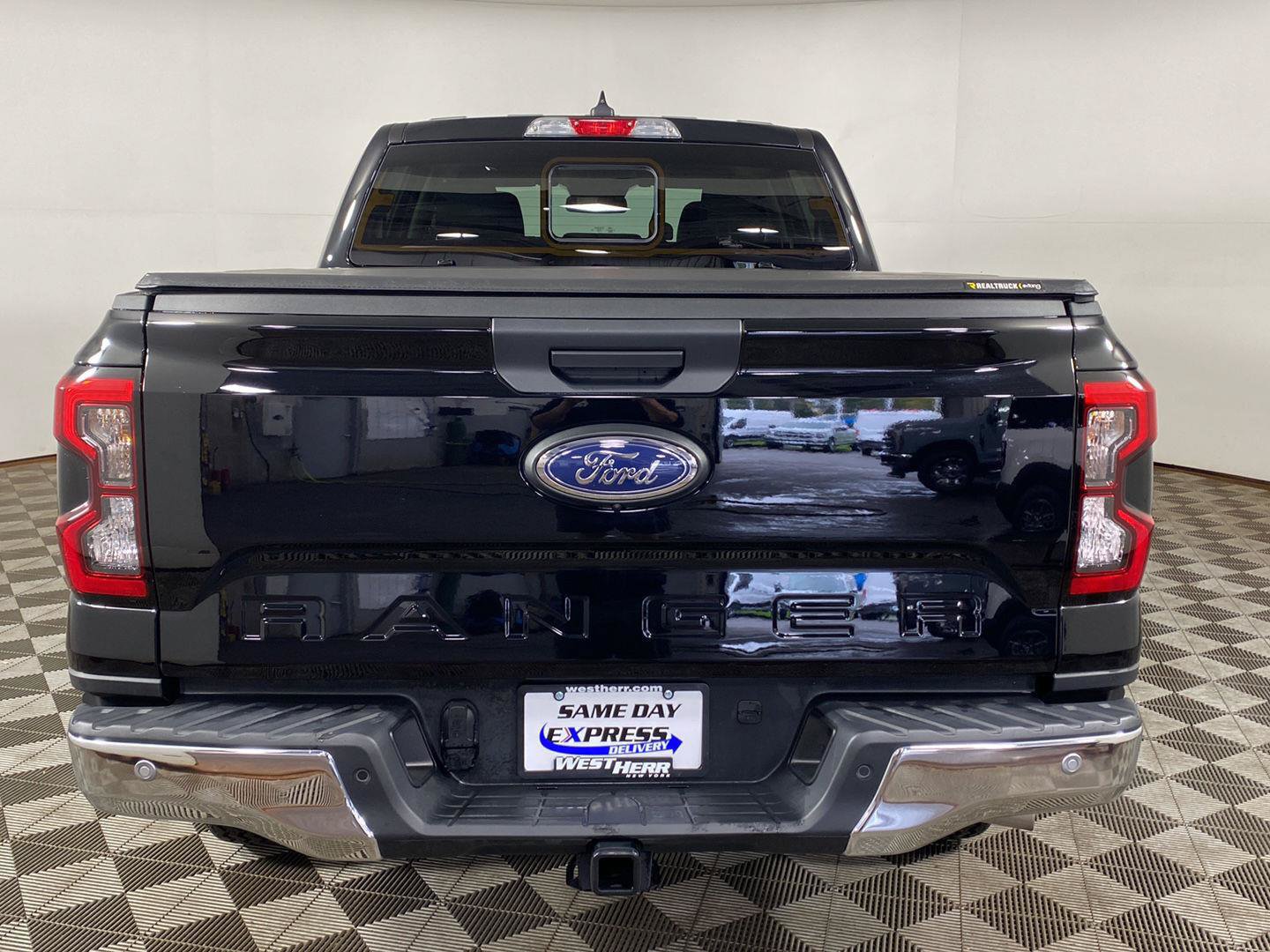 Used 2024 Ford Ranger XLT w/ FX4 Off-Road Package AWD/4WD image 6