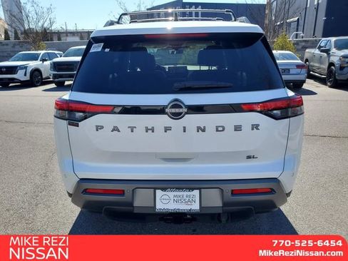 New 2026 Nissan Pathfinder SL w/ SL Premium Package FWD image 3