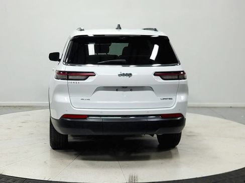 Used 2023 Jeep Grand Cherokee L Limited w/ Luxury Tech Group II AWD/4WD image 7