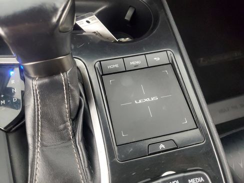 Used 2019 Lexus UX 200 w/ Accessory Package 2 FWD image 17