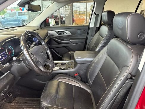 Used 2020 Chevrolet Traverse RS FWD image 12