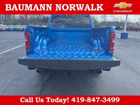 Used 2025 RAM 1500 Big Horn AWD/4WD image 35