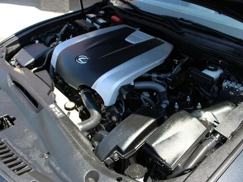 Used 2023 Lexus IS 350 F Sport w/ Accessory Package RWD image 31