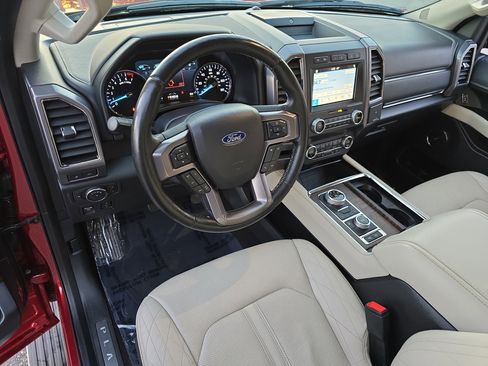 Used 2019 Ford Expedition Platinum image 19