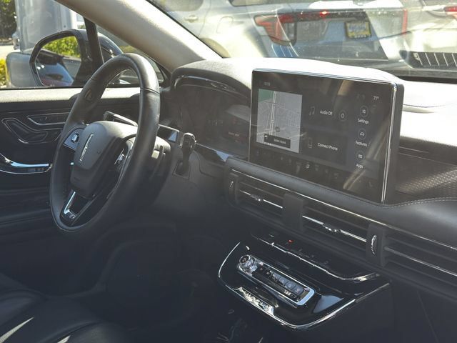 Certified 2023 Lincoln Corsair Reserve w/ Equipment Group 202A AWD/4WD image 35