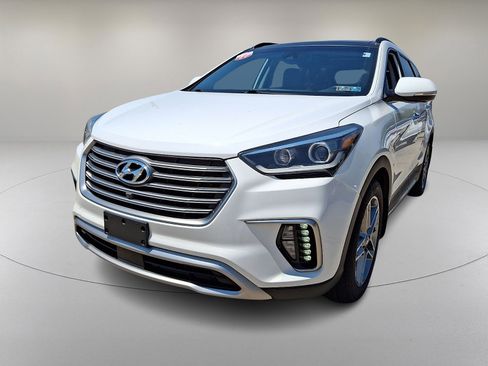 Used 2017 Hyundai Santa Fe Limited AWD/4WD image 4