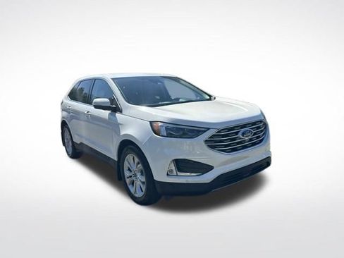 Used 2022 Ford Edge Titanium w/ Equipment Group 301A AWD/4WD image 8