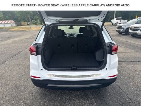 Used 2024 Chevrolet Equinox LT FWD image 30