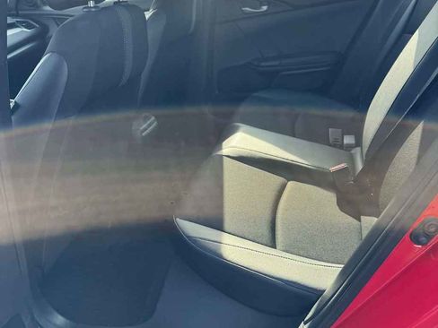 Used 2019 Honda Civic Sport image 10