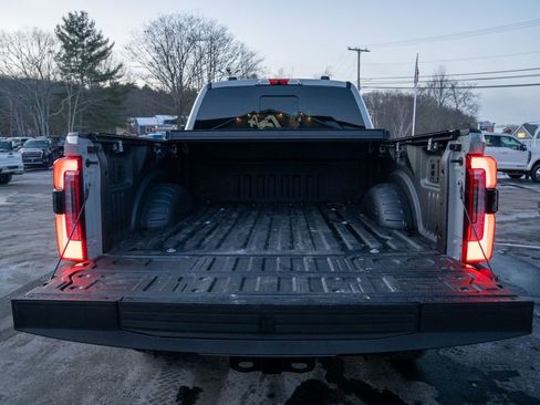 Used 2025 Ford F350 Platinum w/ FX4 Off-Road Package image 8