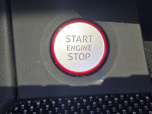 Used 2025 Audi SQ5 Premium Plus w/ Premium Plus Package image 35