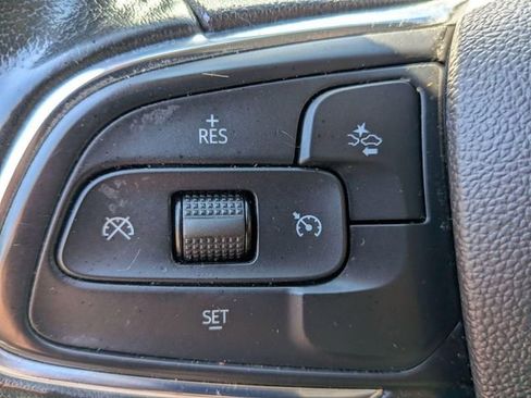 Used 2023 Buick Encore GX Preferred FWD image 19