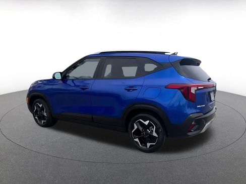 Used 2025 Kia Seltos S image 10