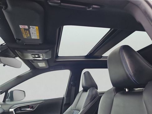 Used 2021 Toyota RAV4 XSE image 16