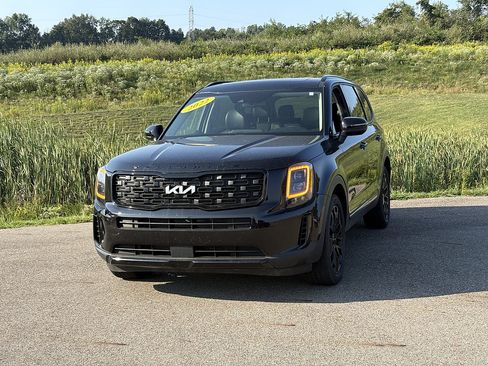 Used 2022 Kia Telluride EX w/ EX Premium Package AWD/4WD image 1
