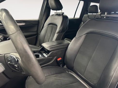 Used 2023 Jeep Grand Cherokee L Altitude image 9