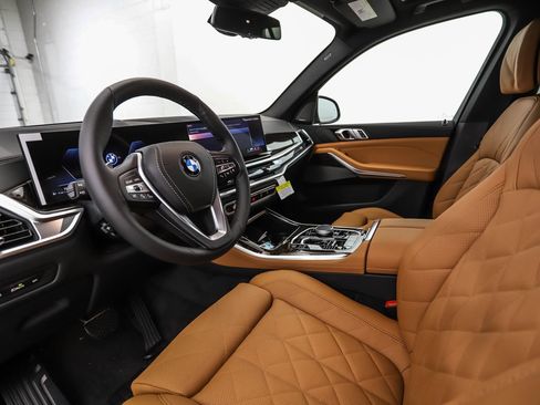 New 2026 BMW X5 xDrive40i AWD/4WD image 10
