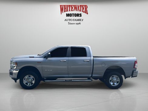 Used 2021 RAM 2500 Big Horn AWD/4WD image 2