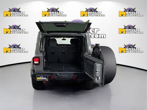 Used 2021 Jeep Wrangler Unlimited Rubicon w/ Dual Top Group image 26