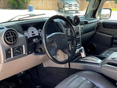 Used 2003 HUMMER H2 w/ Preferred Equipment Group AWD/4WD image 8