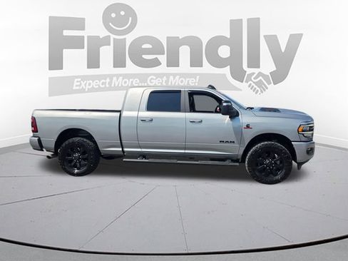 Used 2024 RAM 2500 Laramie w/ Night Edition AWD/4WD image 4