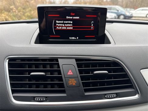 Used 2015 Audi Q3 2.0T Premium Plus w/ Driver Assistance Package image 34