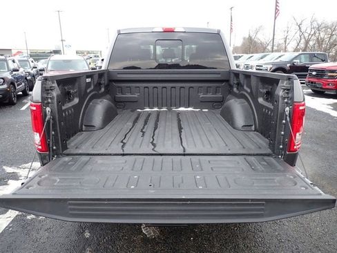 Used 2015 Ford F150 XLT w/ Equipment Group 302A Luxury image 8