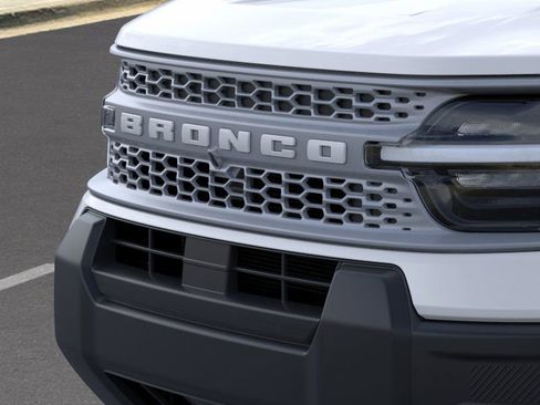 New 2025 Ford Bronco Sport Outer Banks image 17