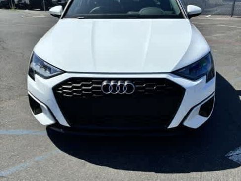 Used 2022 Audi A3 2.0T Premium FWD image 2