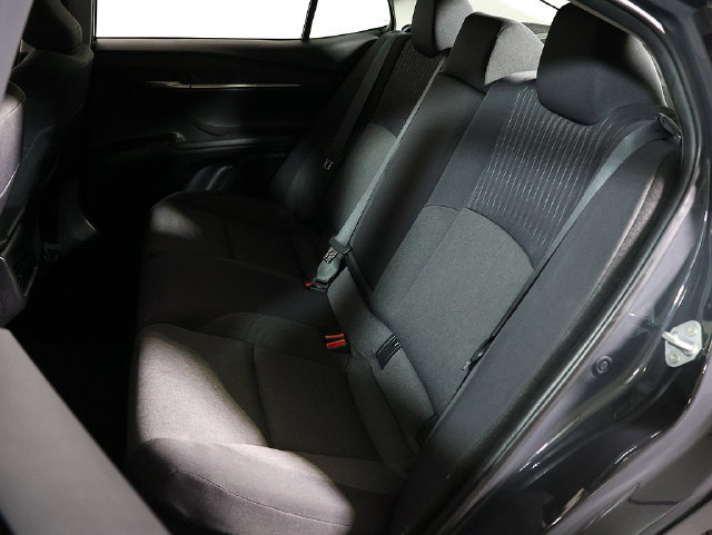 Used 2025 Toyota Camry LE FWD image 13