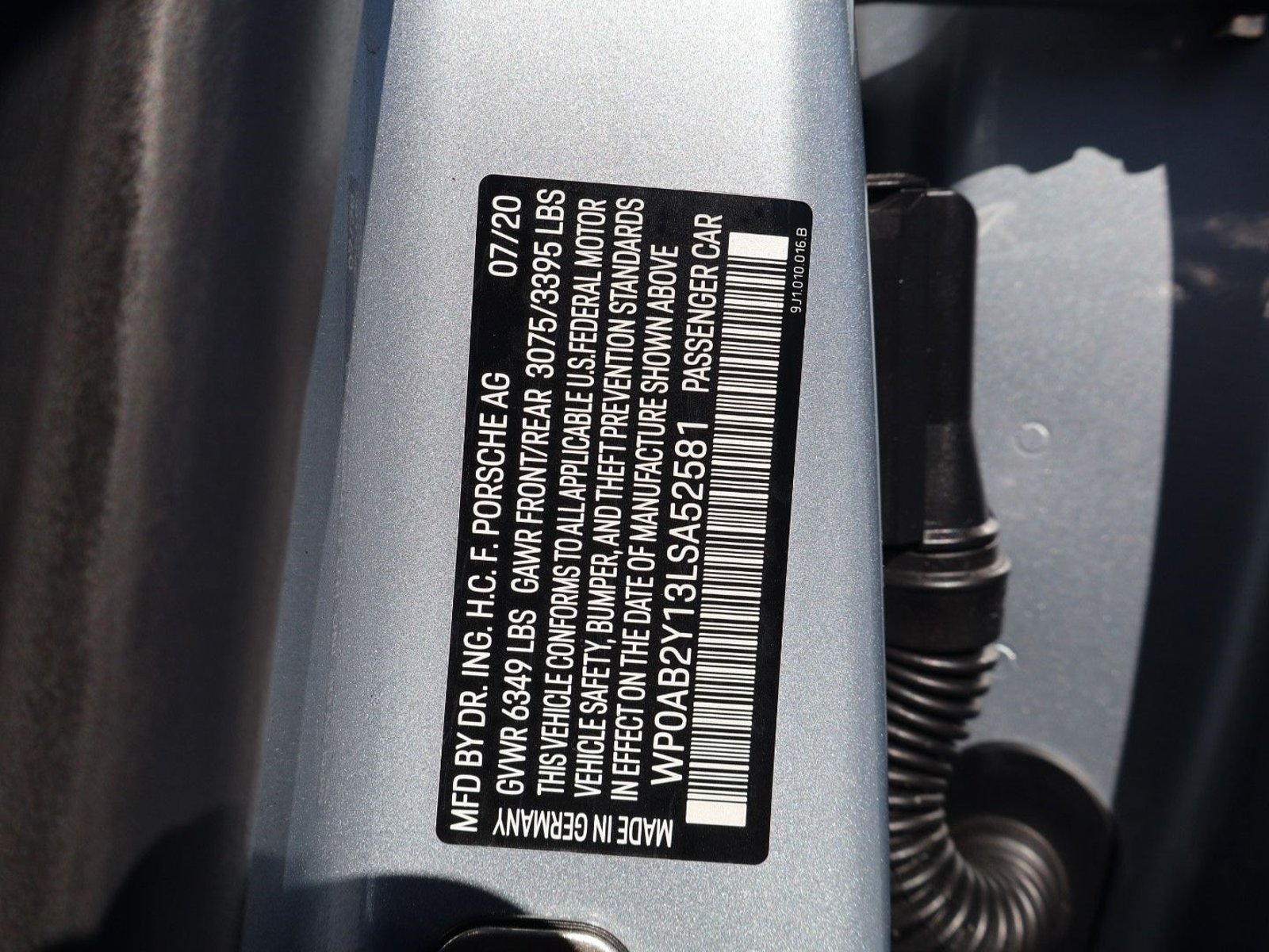 Certified 2020 Porsche Taycan 4S AWD/4WD image 27