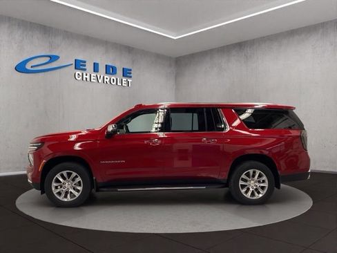 New 2026 Chevrolet Suburban Premier w/ Sun And Tow Package AWD/4WD image 5