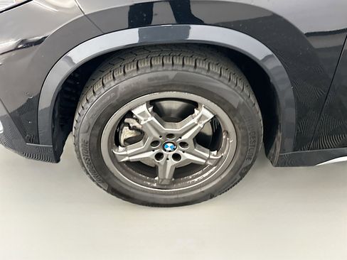 Used 2025 BMW X1 xDrive28i image 11